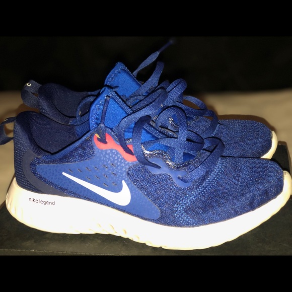 Nike Boys Shoes - Picture 3 of 3